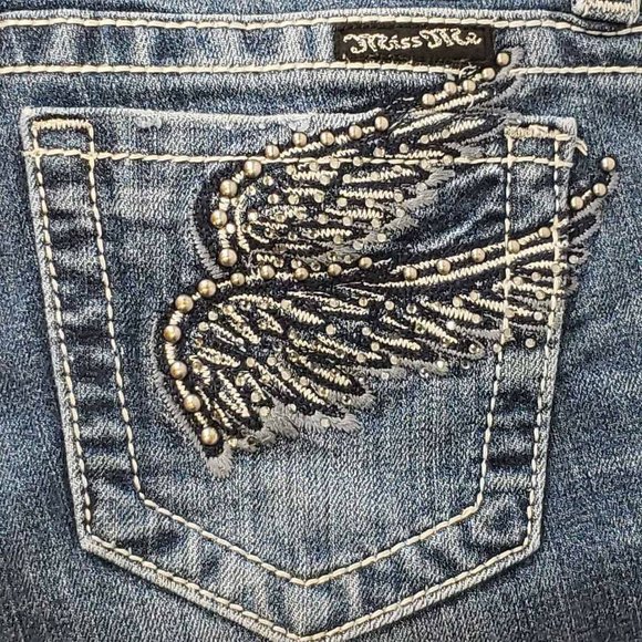 Miss Me Womens Capri Jeans Blue Stretch Embroidered Dark Wash Low Rise Denim 26 - Picture 4 of 12
